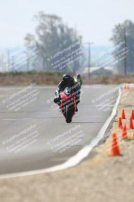 media/Sep-20-2025-TrackDaz (Sat) [[27f0cde673]]/A Group/2pm (Turn 9)/